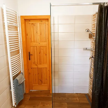 Klidna Lokalita Na Kraji Lesa, Cely Dum S Uschovnu Kol Villa Nova Bystrice Exterior photo