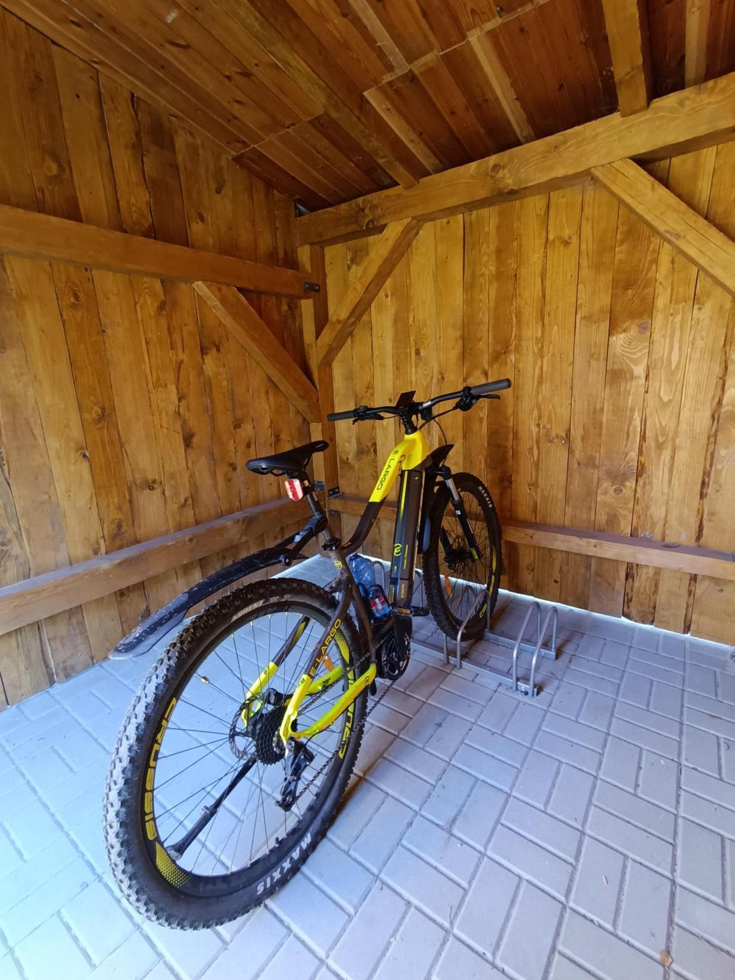 Holiday home Klidna Lokalita Na Kraji Lesa, Cely Dum S Uschovnu Kol Nova Bystrice
