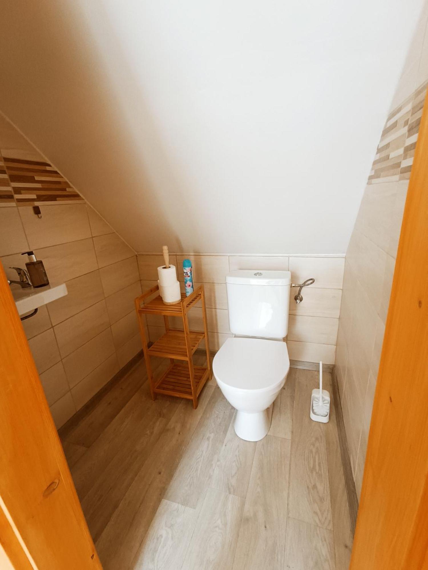 Holiday home Klidna Lokalita Na Kraji Lesa, Cely Dum S Uschovnu Kol Nova Bystrice